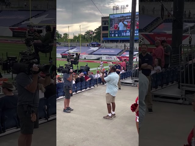 Big D Sings God Bless America at USFL