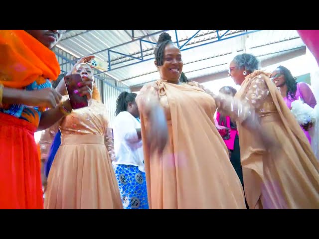 Most EPIC Wedding Dance EVER! - Bride & Bridesmaids KILL IT