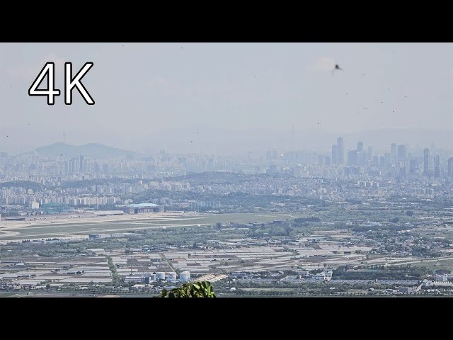 Viewing Seoul and other cities from the top of the mountain (North Korea is also visible) (2/2)