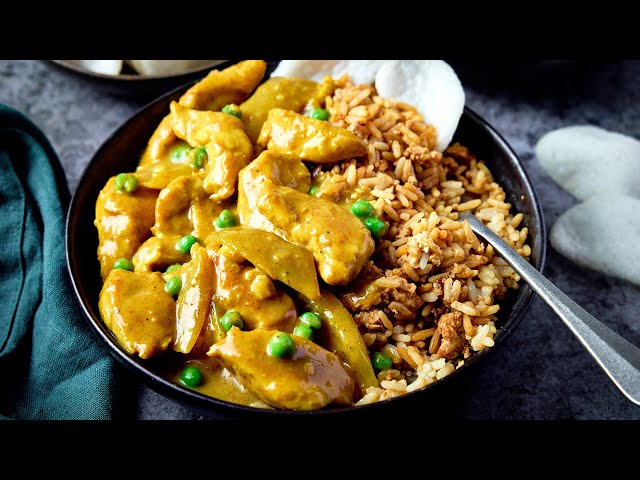 Chinese Takeaway Style Chicken Curry | Iconic takeaway flavour ready in 30 mins!