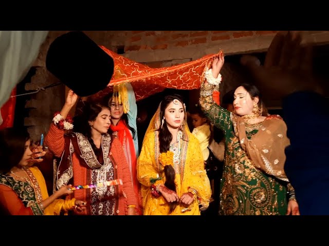 pakistani village wedding| mehndi in Gujranwala Punjab | is it same like India? 🇵🇰