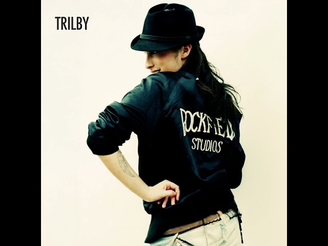 Amy Winehouse - Trilby