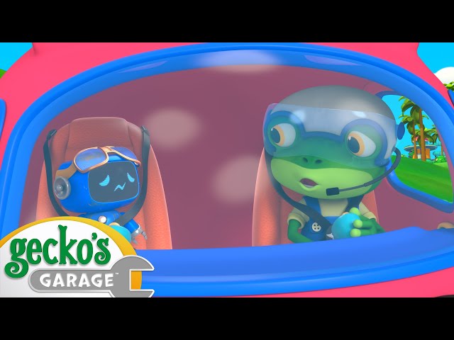 Helena Helicopter Emergency Landing | Gecko's Garage | Trucks For Children | Cartoons For Kids