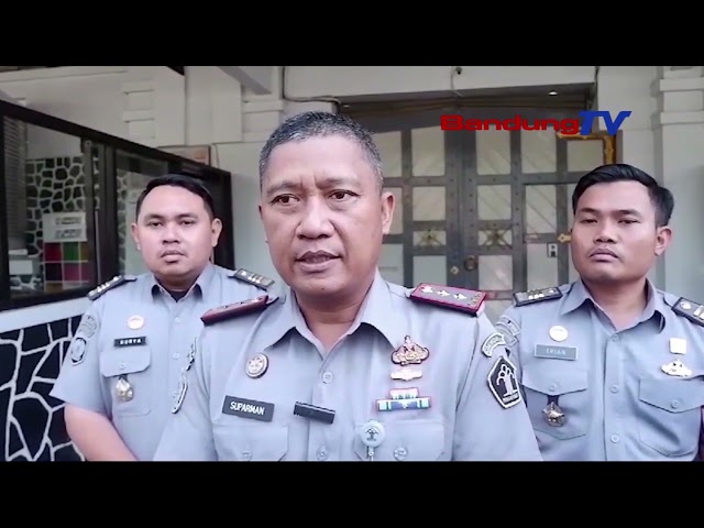 OPAT TERPIDANA KASUS VINA MASIH AYA DI RUTAN BANDUNG