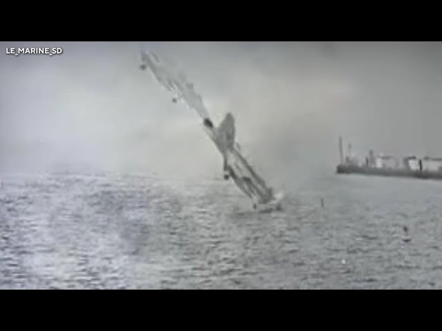 Video shows military jet splash down into San Diego Bay