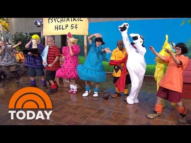 360 View of TODAY’s ‘Peanuts’ Halloween Costume Reveal | TODAY