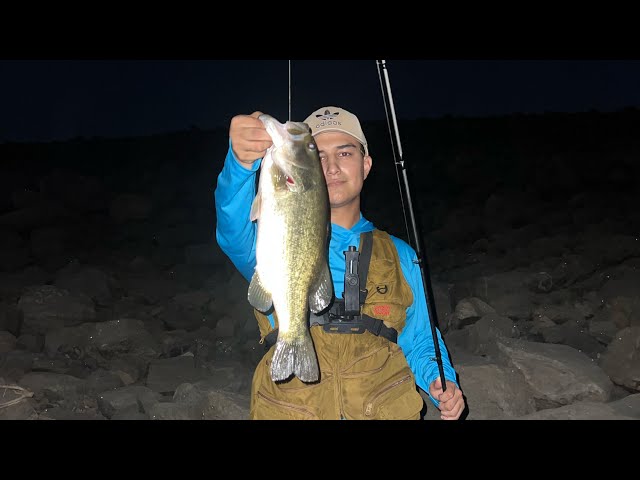 Bass fishing at Lake Success/Night fishing