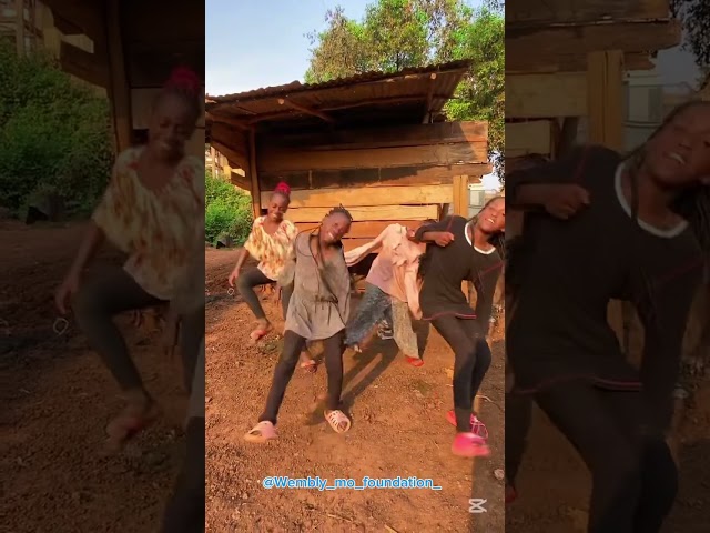 New dance #feliznavidad #wemblymofoundation #dance #subscribe #explore #shorts #africa