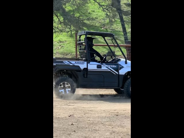 Kawasaki MULE PRO-MX SE: Off to work!