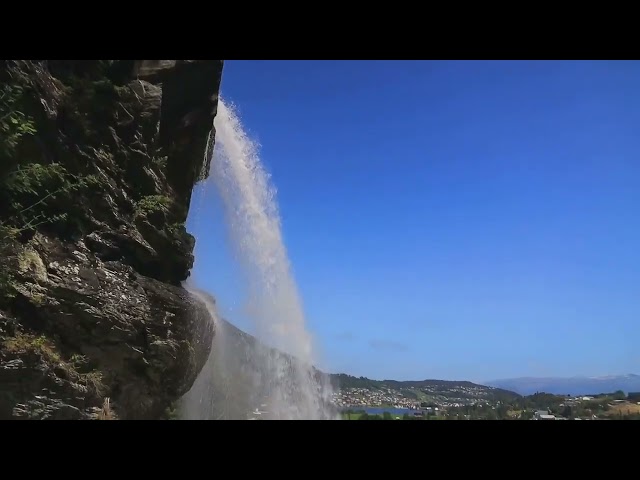 Walk BEHIND this HUGE Waterfall!