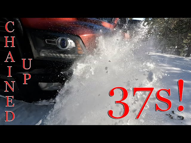 Colorado 4x4 Rescue and Recovery - Epic snow bashing to recover a stuck subaru!