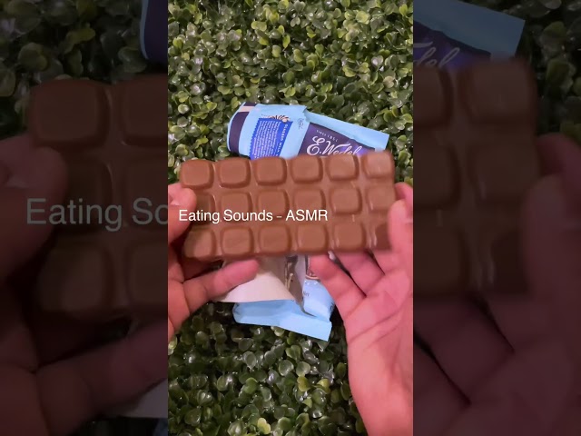 Unwrapping ASMR Milk Chocolate Bar I E.WEDEL I SatisfyEating I MUKBANG I #shorts