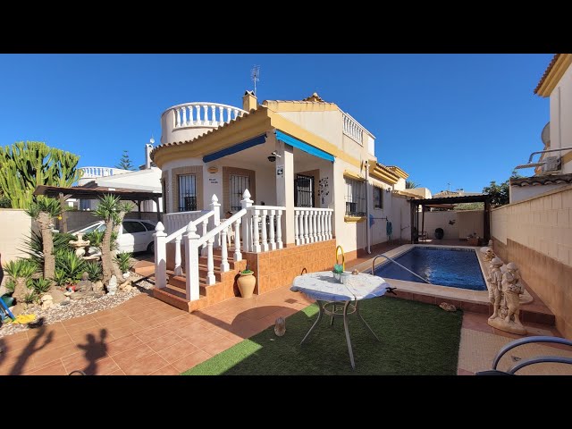 3 bed property with pool in Sucina