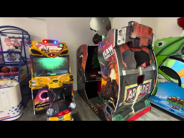 WOW! Family Entertainment Center (Danbury, CT) arcade walkthrough, March 2024