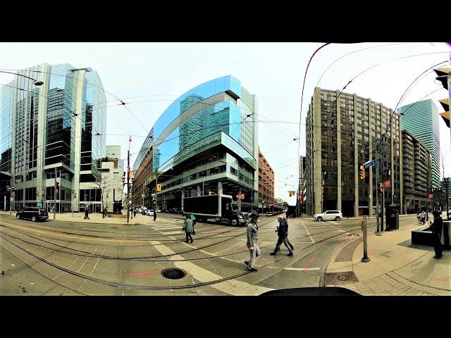 Toronto's Queen Street West and East in 360⁰ VR