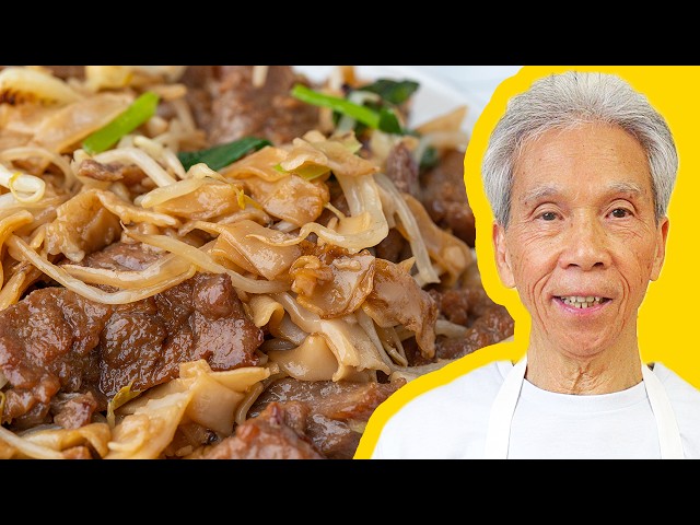 😊  Dad's ADDICTIVE Beef Chow Fun (乾炒牛河)!