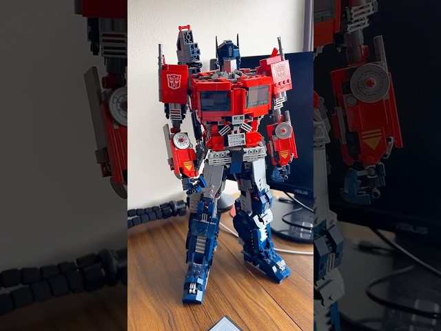 LEGO Optimus Prime isn’t supposed to look like this?