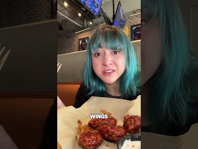 BUFFALO WILD WINGS $20 Unlimited Wings Challenge #food #wings #challenge