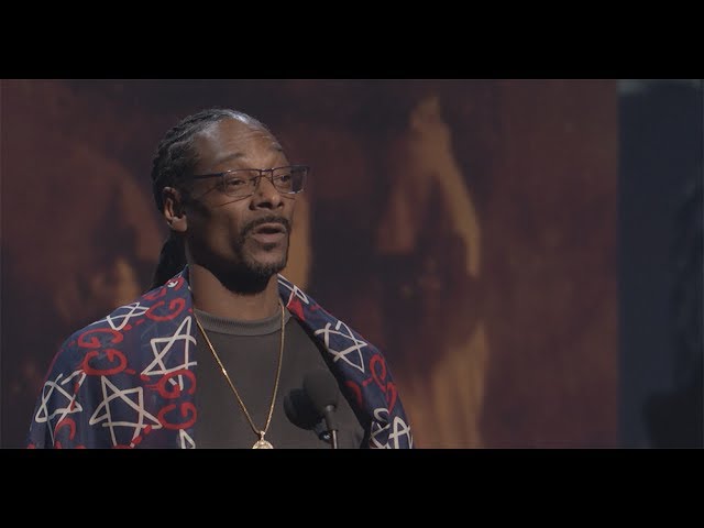 Snoop Dogg Inducts Tupac Shakur into the Rock & Roll Hall of Fame | 2017 Induction