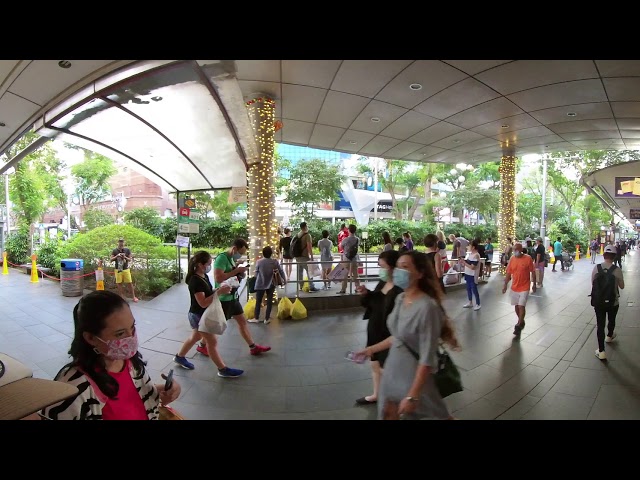 Mr Nor 360 VR Walkabout Christmas in Orchard Part 4