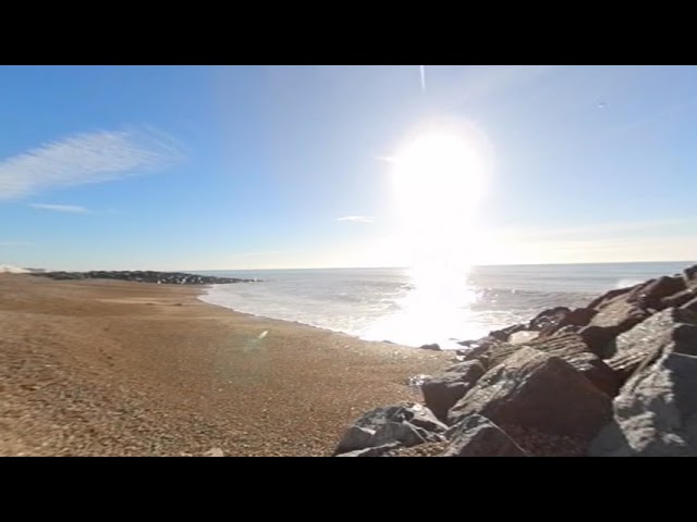 VR180 Relax on Rottingdean Beach December 2018 LONG VERSION OVER 30 MINUTES OF RELAXING WAVES