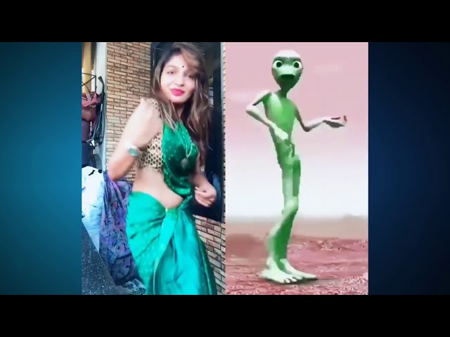 Dame Tu Cosita  Part   2    Dance With Alien    Green Alien Dance