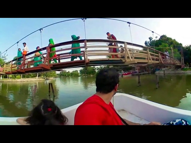 CHANGA MANGA BOAT RIDE 360 VR 4K