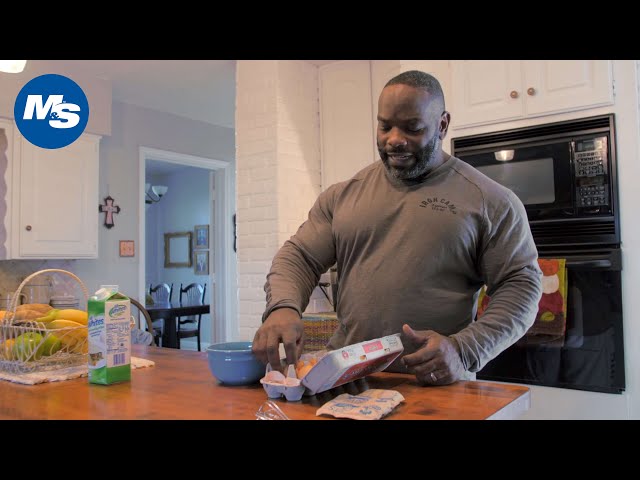 What Bodybuilders Eat for Breakfast | Johnnie O. Jackson's Hearty Breakfast