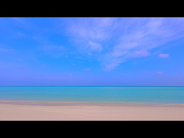 Ocean 4K UHD 🏝 Relax on a Luxury Island in Maldives