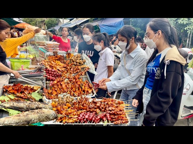 Best Cambodian street food @ Nat Market ! Delicious Grilled Frogs, Fish, Chicken, Roast beef, Crab