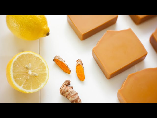 Homemade lemon turmeric soap🍋 Natural cold process soap making w/ recipe