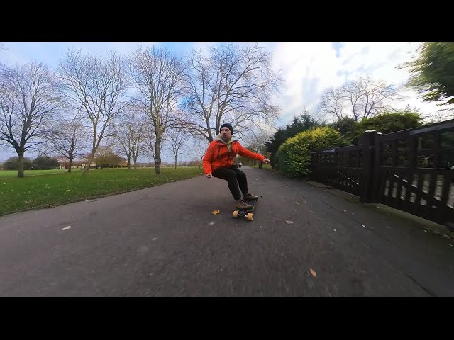 Hungry for Longboarding, LDP in West Ham Park, London East. RAW sound of the wheels