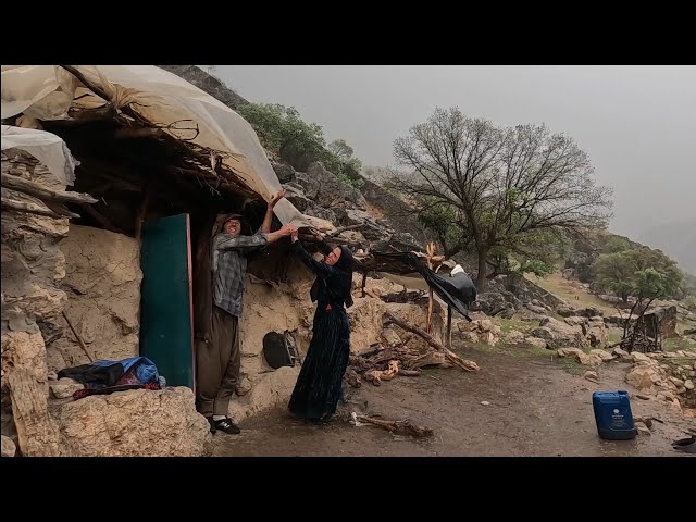 Strong Storm and Roaring Sky in the Nomadic Area: Atabek Family Caught in the Rain⛈️🌧️