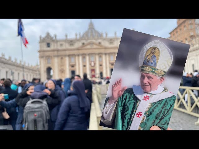 The last goodbye to the Pope Emeritus Benedict XVI | Para Conocer | Vatican City 🇻🇦