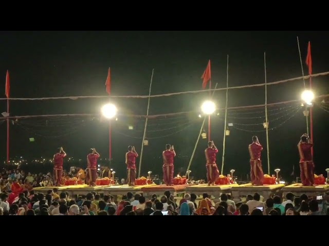 Ganga Aarti #Varanasi #religious #peace #aartivideo #trendingvideo #viralvideo