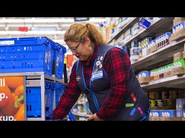 12 Red Flags To Look Out For When Grocery Shopping At Walmart