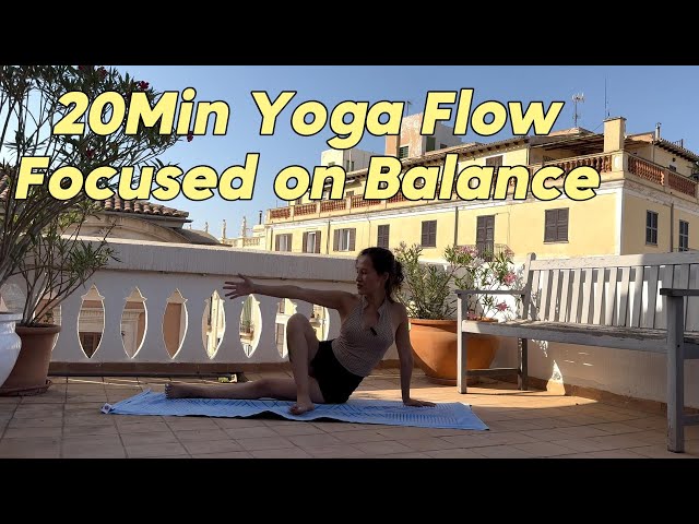 20Min Yoga Flow Focused on Balance | July Series