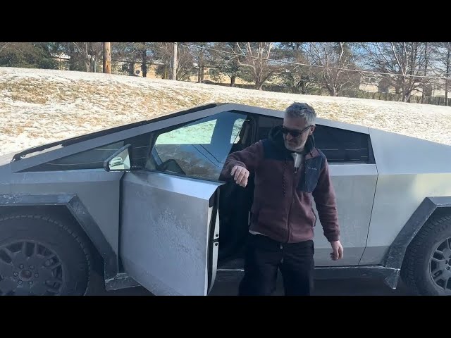 Driving Tesla CYBERTRUCK: Price $80K (Cybertruck Test Sürüşü)