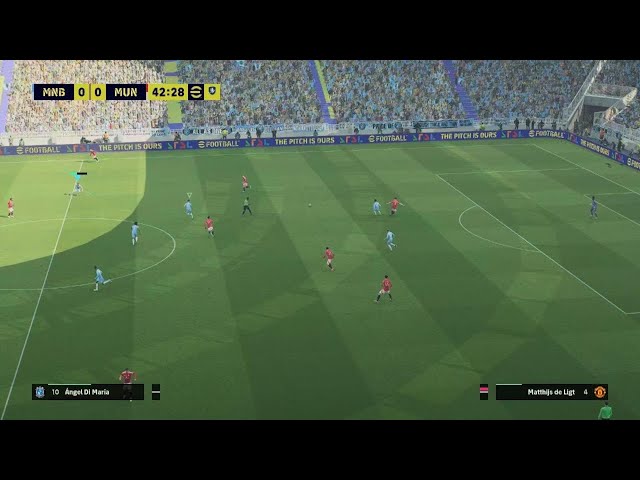 City of Manchester is blue PES 25