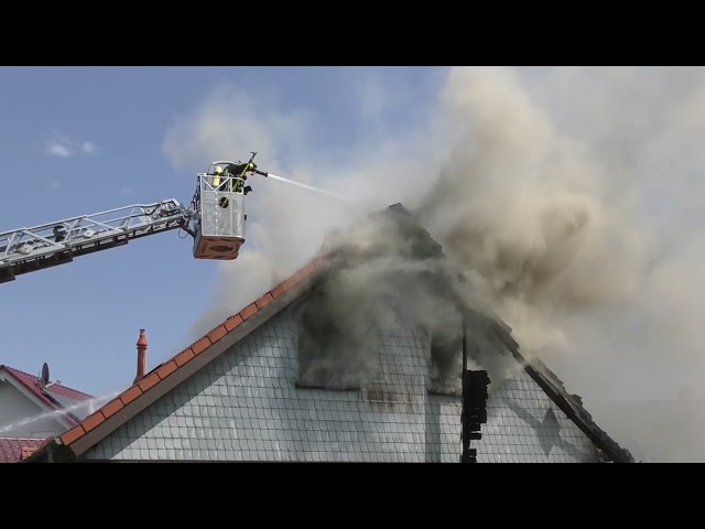 Wohnhaus in Gudensberg in Flammen