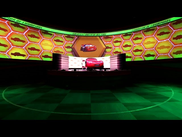 Disney in VR : Lightning McQueen's Racing Academy