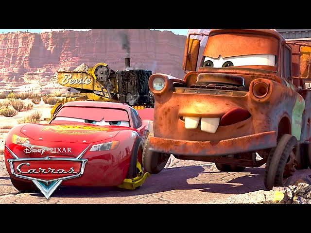 9 minutos de momentos engraçados de Carros da Pixar | Pixar Carros