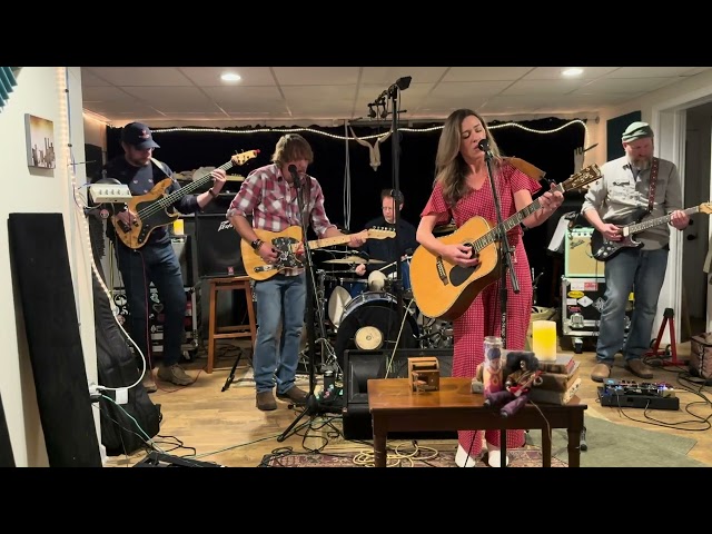 Valerie McQueen “Diamonds” NPR Tiny Desk Submission 2025