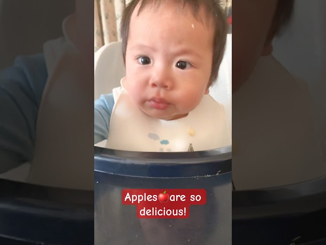 [Mumu TV] Apples🍎are so delicious!#babyeating #shorts #baby #babyboy #cutebaby #funnybaby #kids