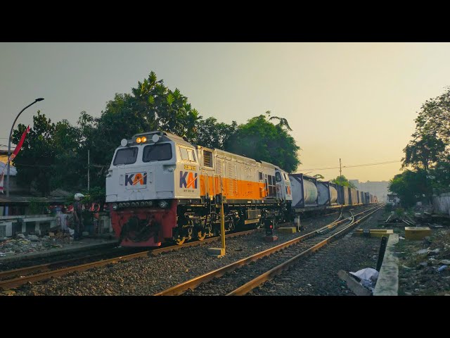 CC 206 13 25 SDT feat KA 2509 BANTENG CARGO | Benteng - Kampung Bandan Lepas Surabaya pasar turi