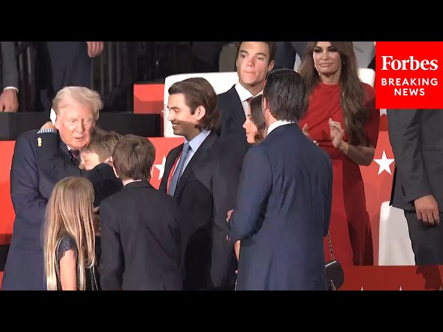 Former President Trump Hugs His Grandson, Prays With Family As Day 3 Of RNC Comes To Close