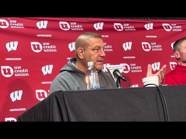 Wisconsin OC Phil Longo press conference