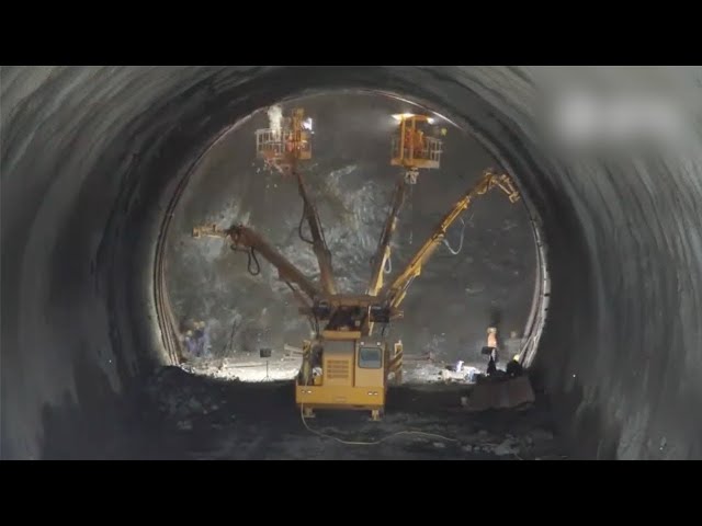 Tunnel construction completed on high-speed railway. Time lapse construction du tunnel#viralvideo