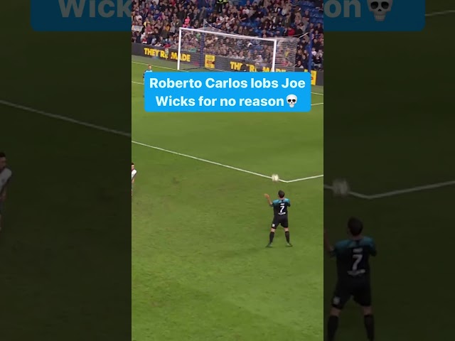 Roberto Carlos lobs Joe Wicks for no reason 💀