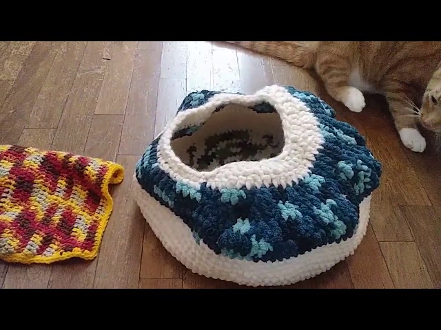 Crochet Cat Cave/Bed and Dog Sweater